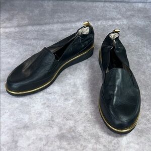 Ron White Unsized NWOT Black Leather Slip-On Loafers Gold Trim Women US 6 1/2